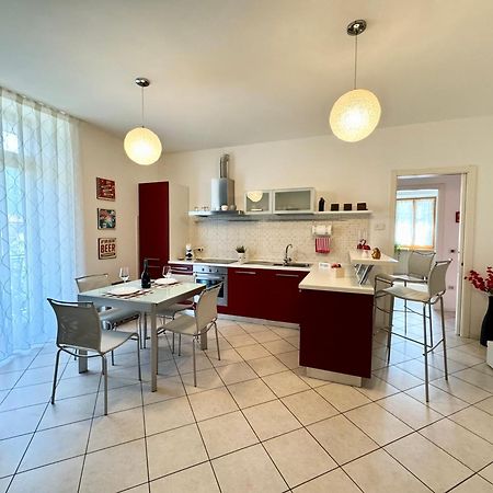 Das Rote Haus Riva del Garda Eksteriør bilde