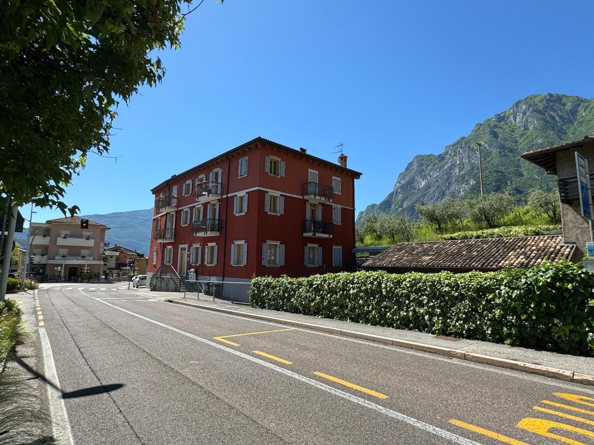 Das Rote Haus Riva del Garda Eksteriør bilde